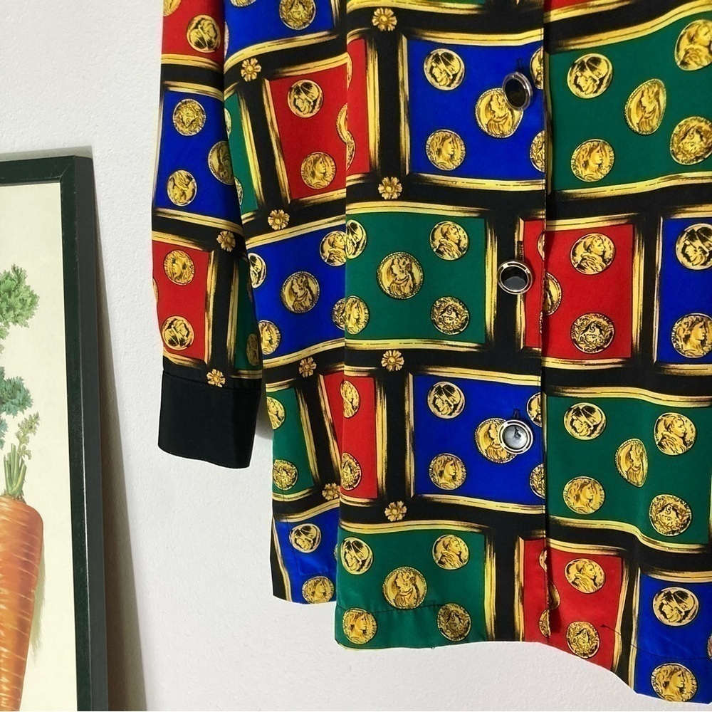 Vintage colorful printed coin button up top - Picture 7 of 16
